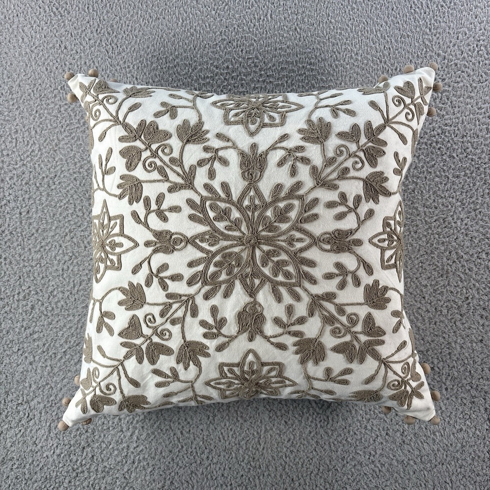 Pottery Barn Tile Pillow Cover + Insert 18x18 Crewel Embroidered Cream/Taupe